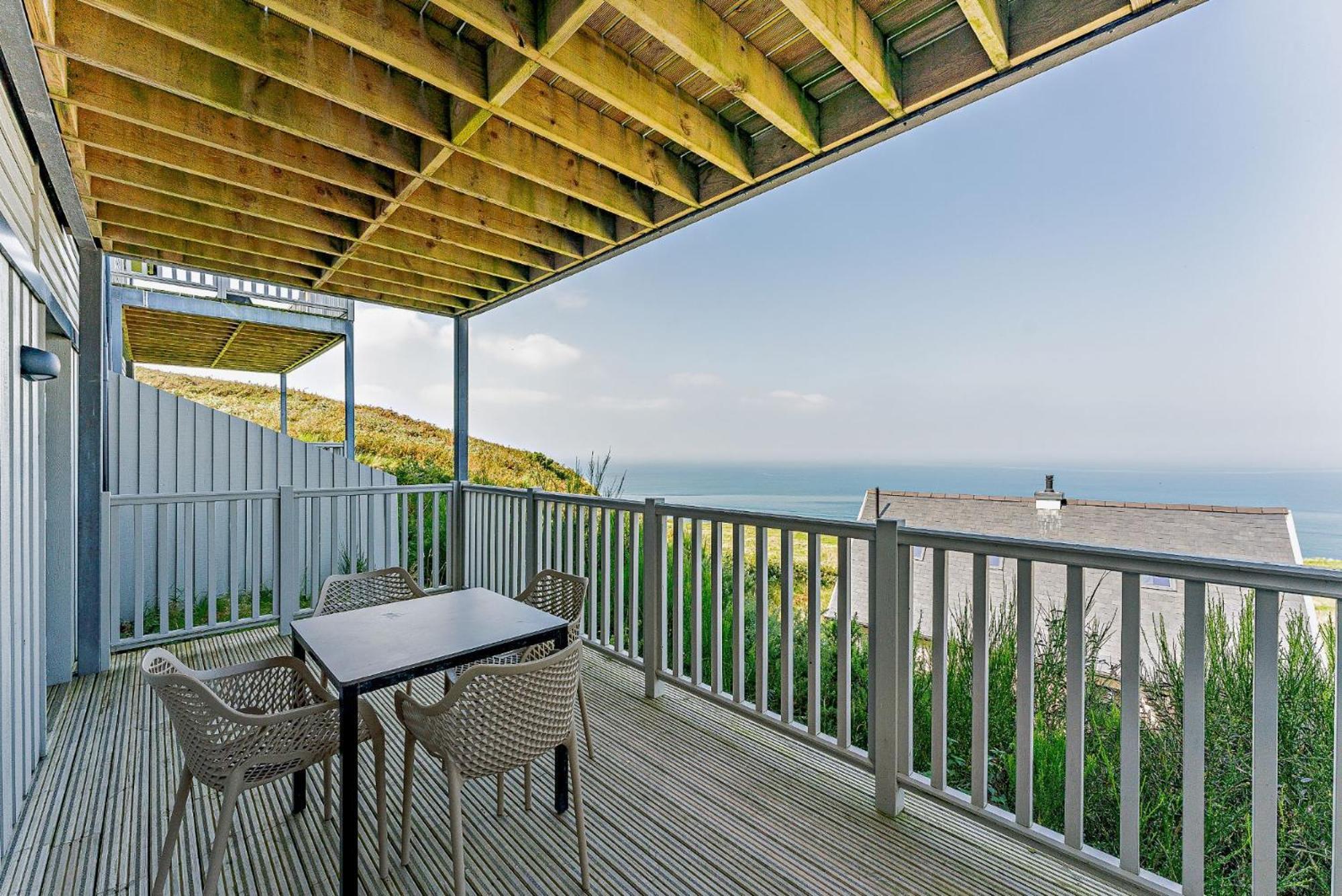 2 Bed Ground Floor Apartment - 11 Plas Pistyll Exteriér fotografie